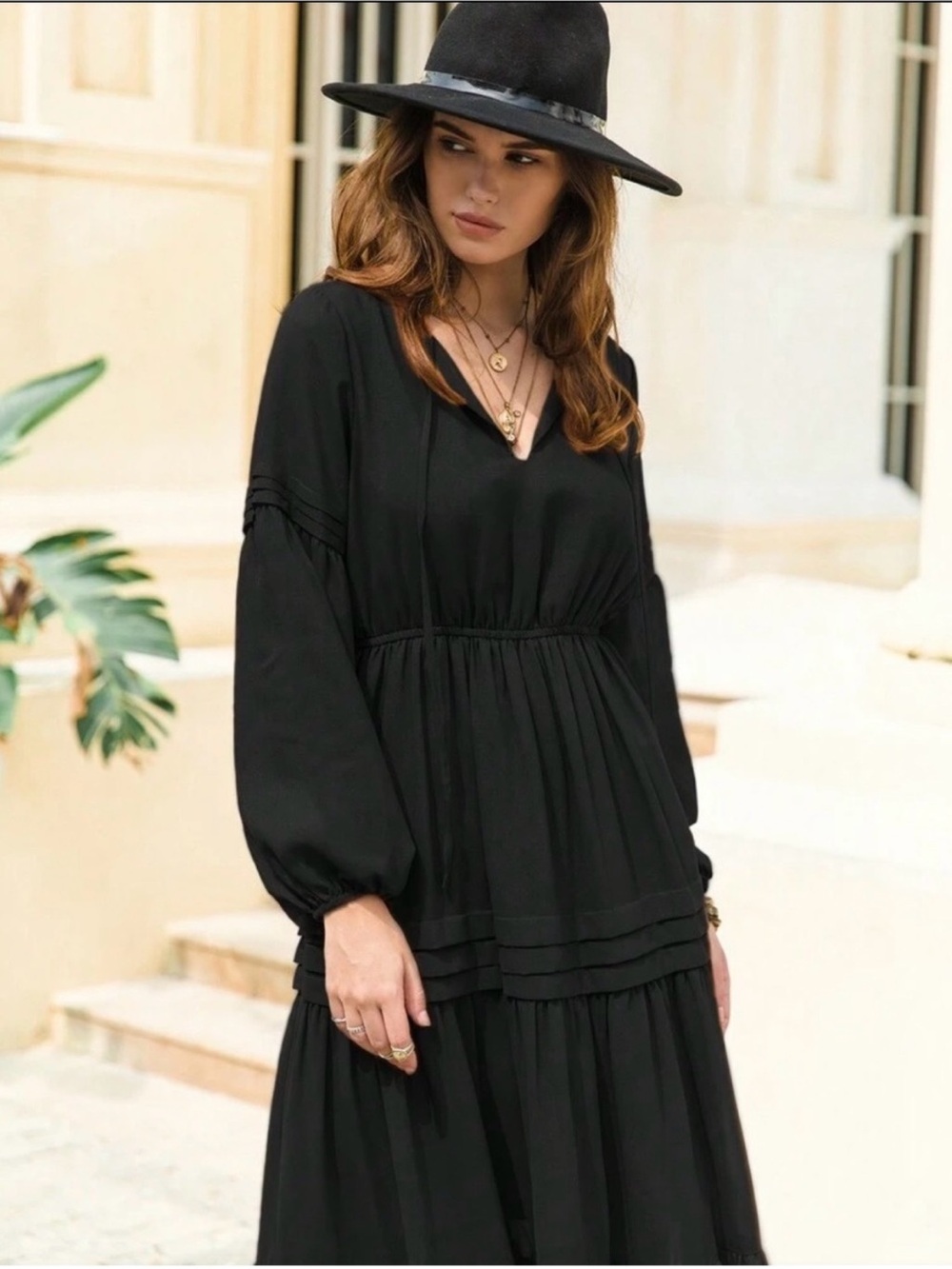 Black Long Sleeve Tiered Maxi Dress - Women - Picture 3 of 4